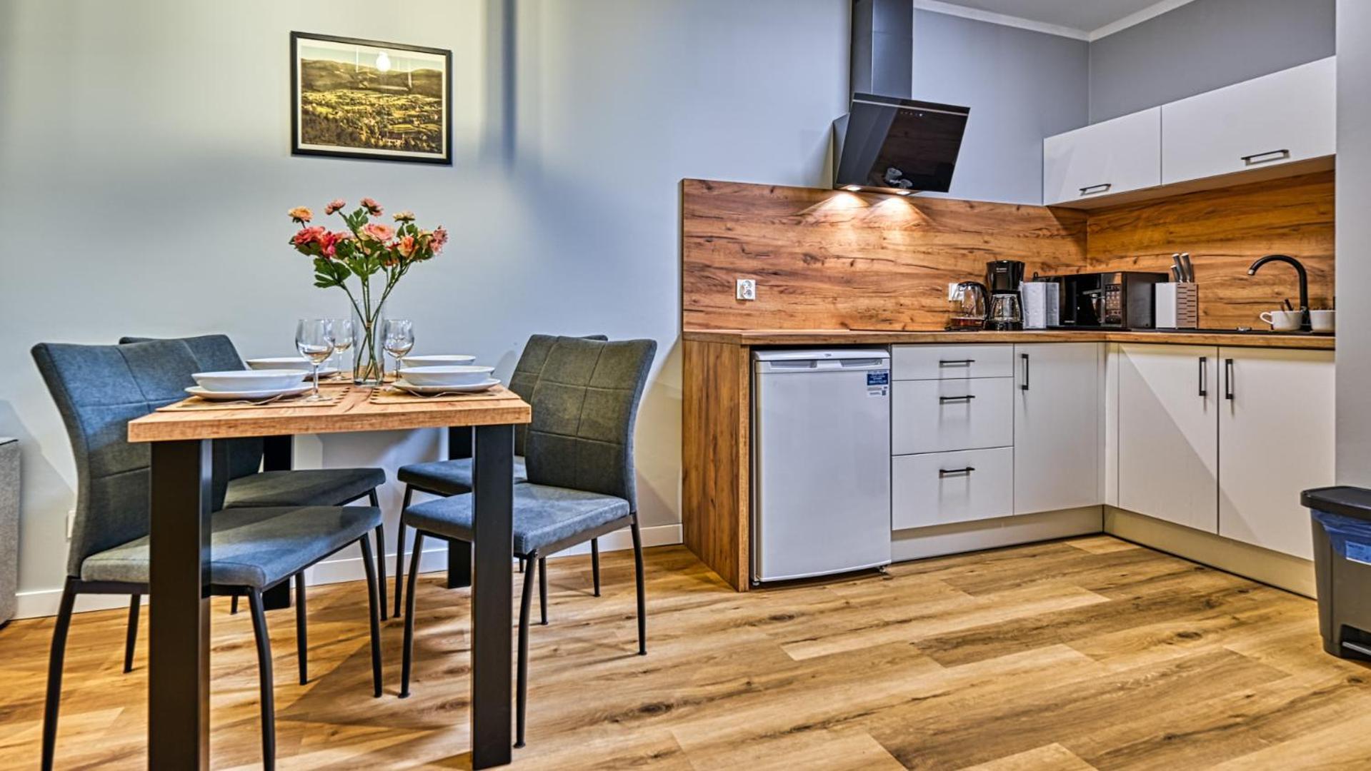 Apartamenty Royal Aparts Centrum - Kilinskiego 17A Przy Wyciagu, Blisko Szlakow シクラルスカ・ポレンバ エクステリア 写真