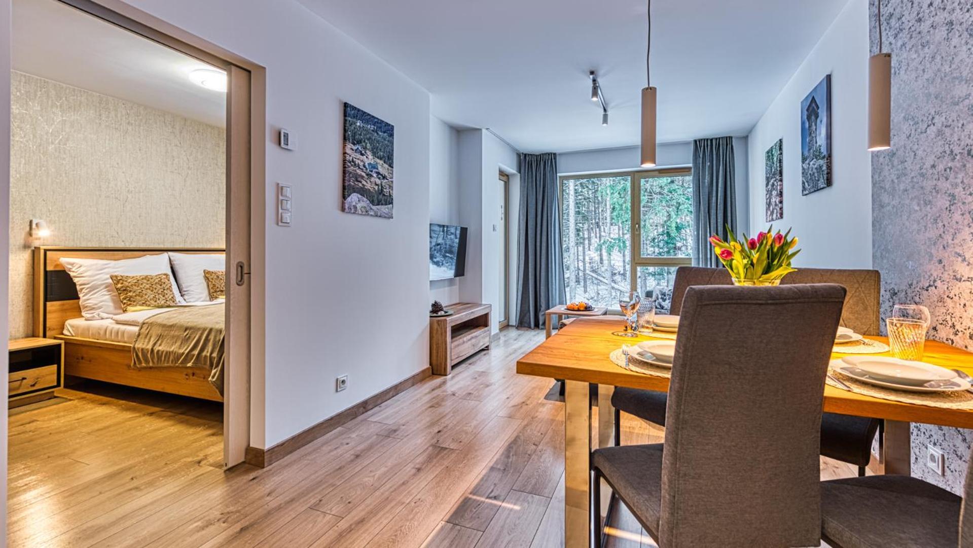 Apartamenty Royal Aparts Centrum - Kilinskiego 17A Przy Wyciagu, Blisko Szlakow シクラルスカ・ポレンバ エクステリア 写真