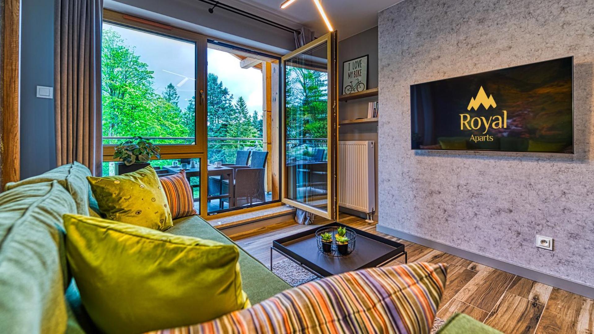 Apartamenty Royal Aparts Centrum - Kilinskiego 17A Przy Wyciagu, Blisko Szlakow シクラルスカ・ポレンバ エクステリア 写真